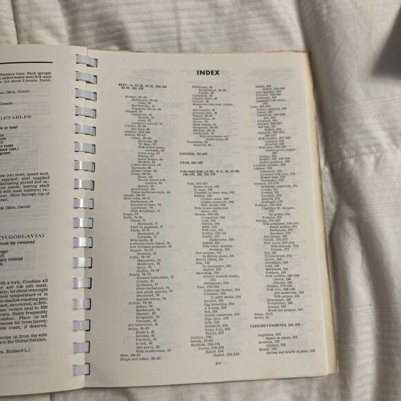 The Panhellenic Cookbook MEATS 1968 VINTAGE Spiral 2000+ Recipes - Picture 9 of 9